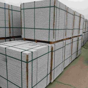 内江 白麻花岗岩石材荔枝面地铺石（300*600*50）