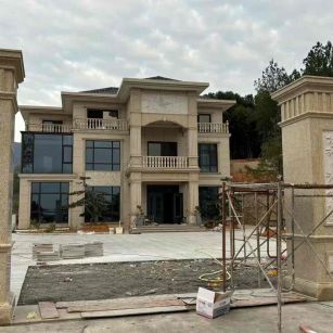 内江 黄金麻花岗岩别墅雕花外墙干挂配上门口雕花罗马柱