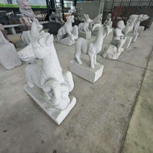 内江 芝麻白花岗岩造型立体雕刻——十二生肖