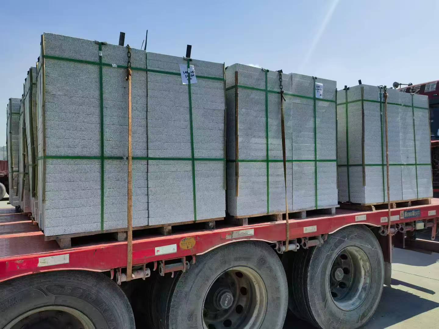 内江芝麻白花岗岩出货日常地铺石