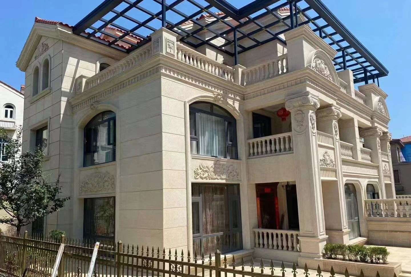 内江 黄金麻花岗岩荔枝面别墅外墙干挂