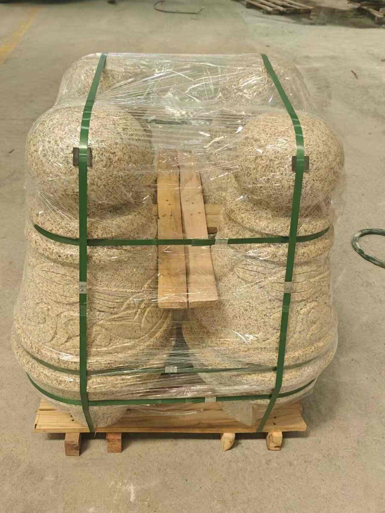 内江 黄金麻异形定制雕花——棒棒糖挡车柱