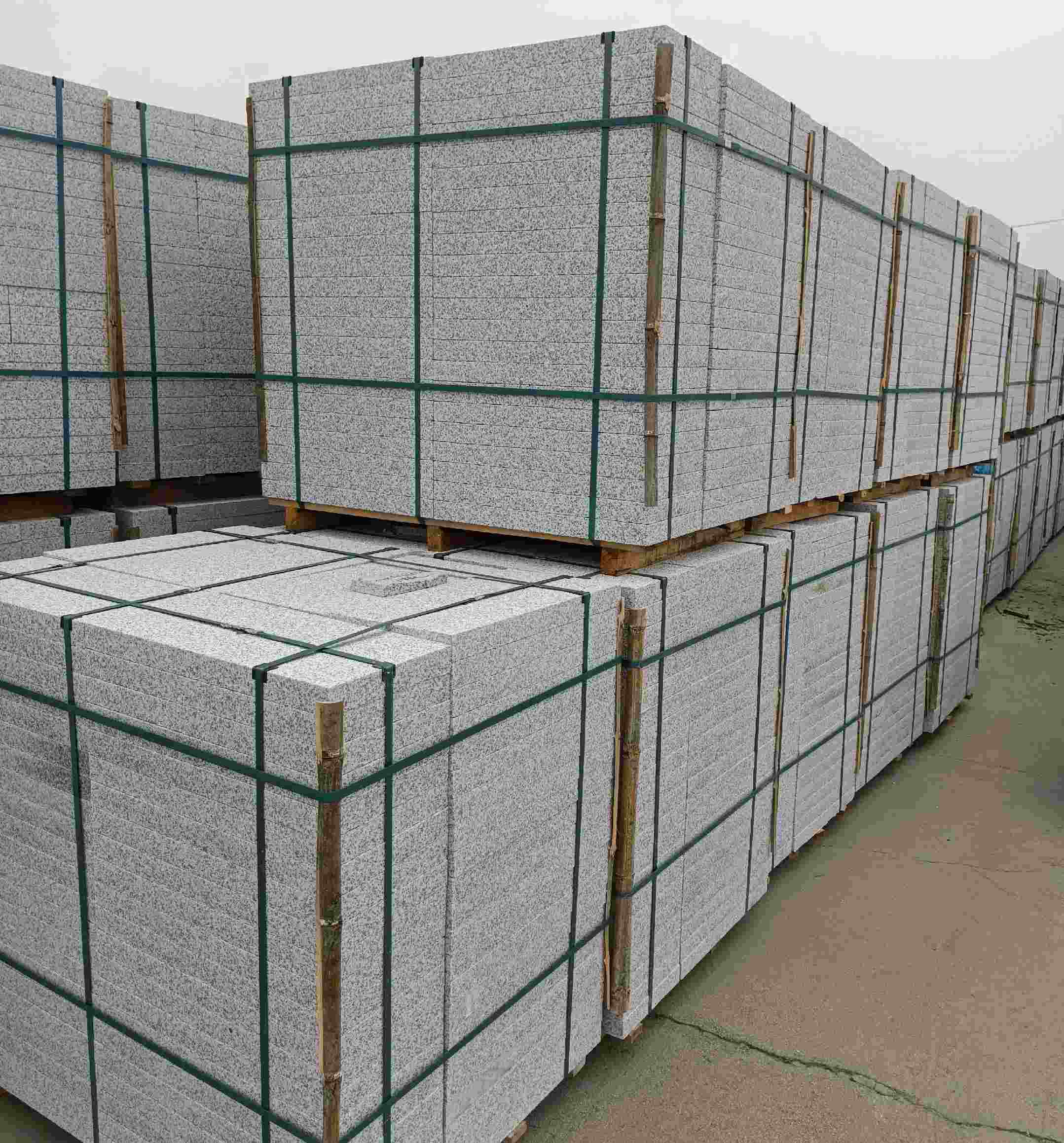 内江 白麻花岗岩石材荔枝面地铺石（300*600*50）