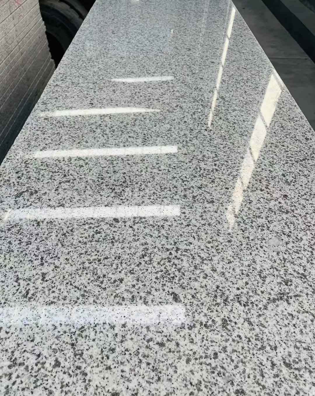 内江 白麻花岗岩光面毛板