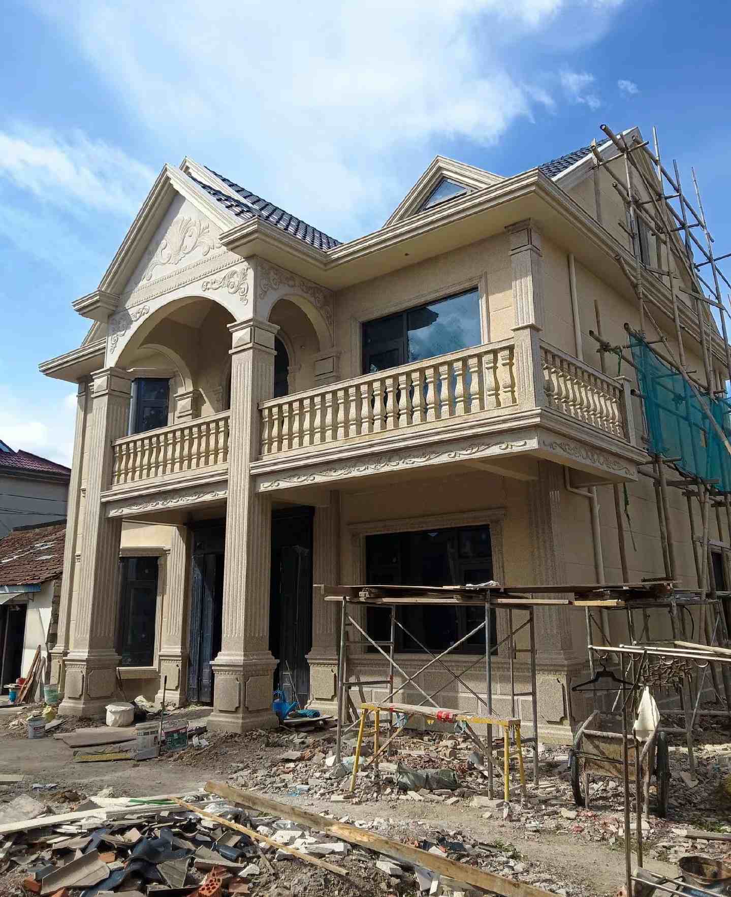 内江 黄金麻花岗岩石材私人别墅雕花门楼柱阳台栏杆