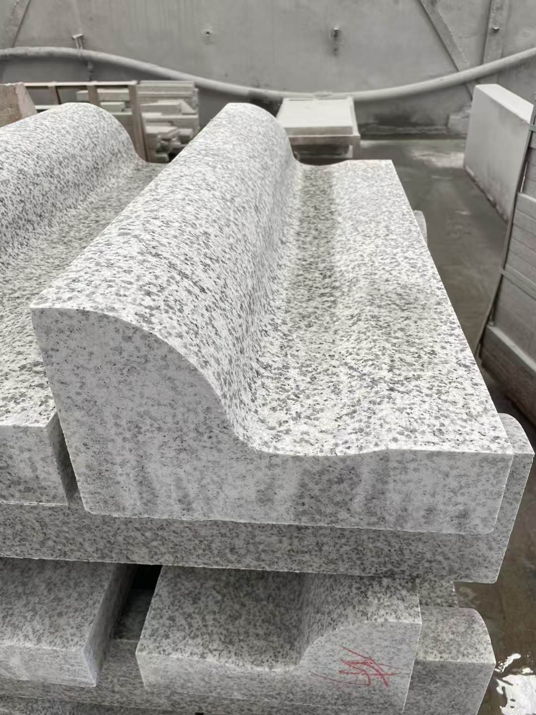 内江 白麻花岗岩S型路沿石，路侧石，马路牙子等